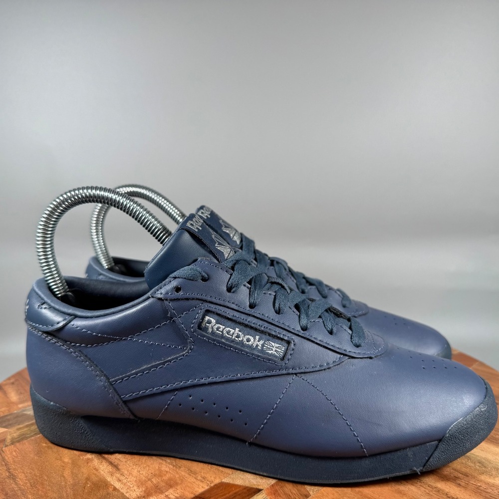 Reebok Princess Womens Navy‎ Blue Classic Sneakers GZ8653 Size 6.5